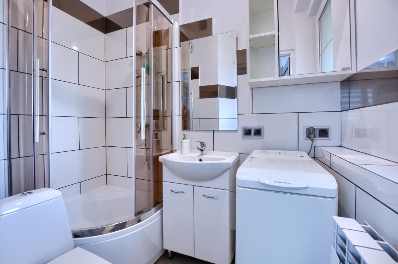 Ceglany Apartament Ustrzyki Dolne Εξωτερικό φωτογραφία